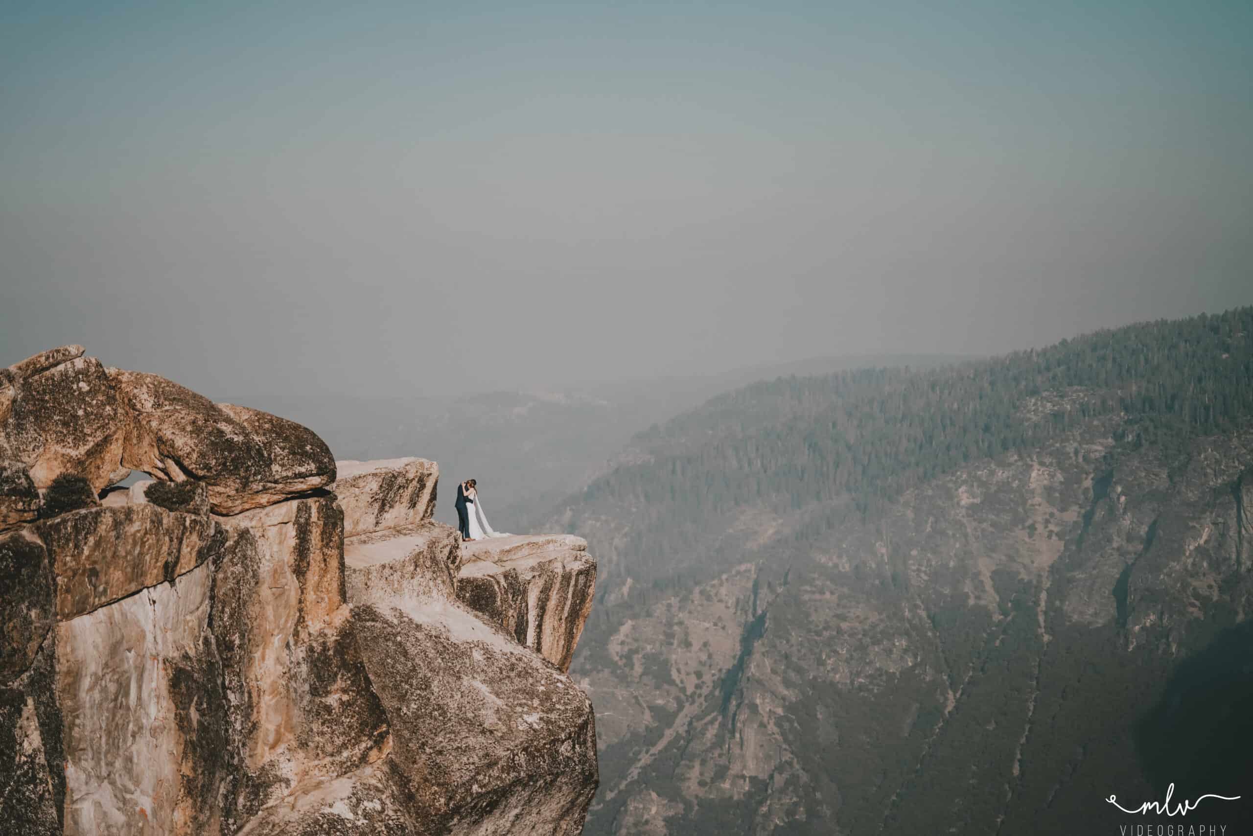Elopement in Yosemite National Park at the top of Taft Point