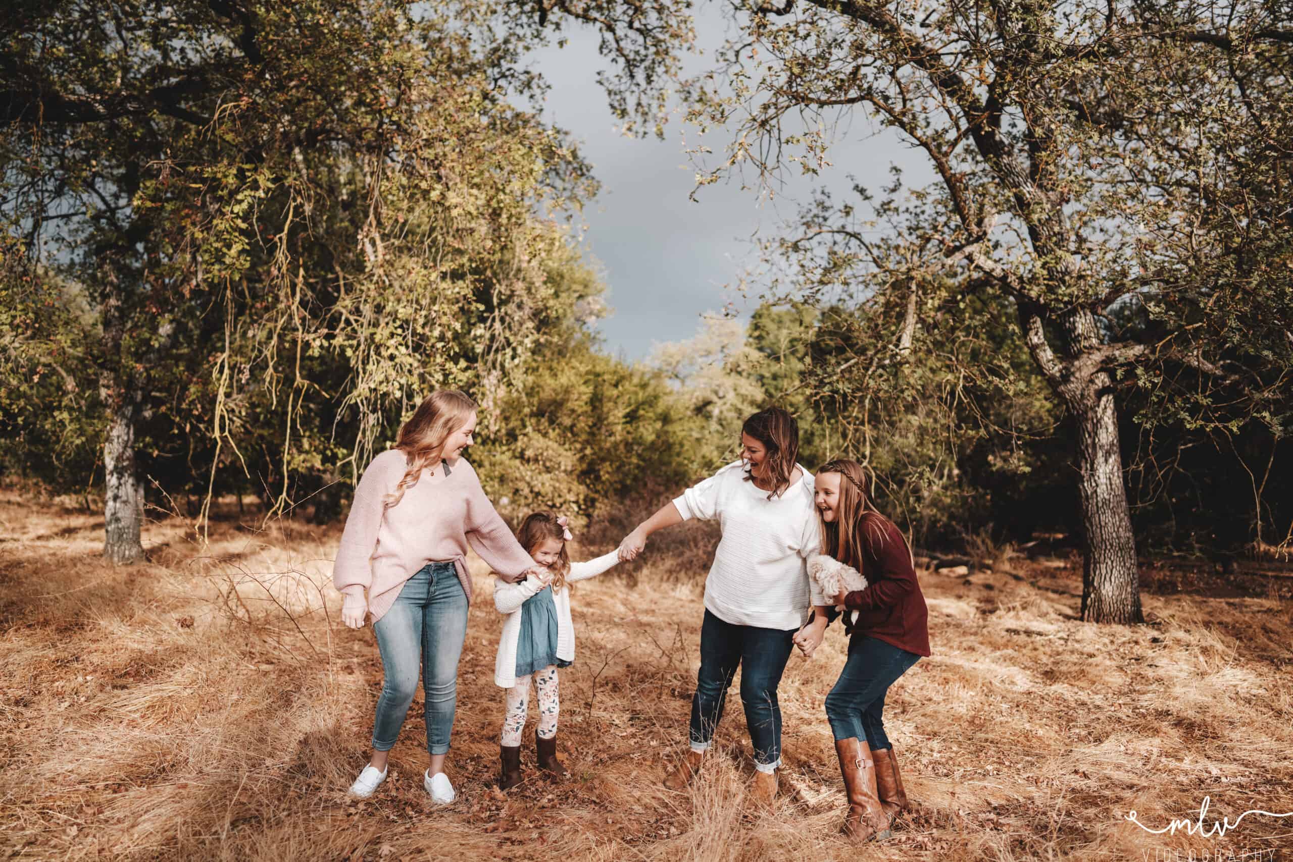 Family Photography at Guadalupe Oak Grove Trail in San Jose, California.